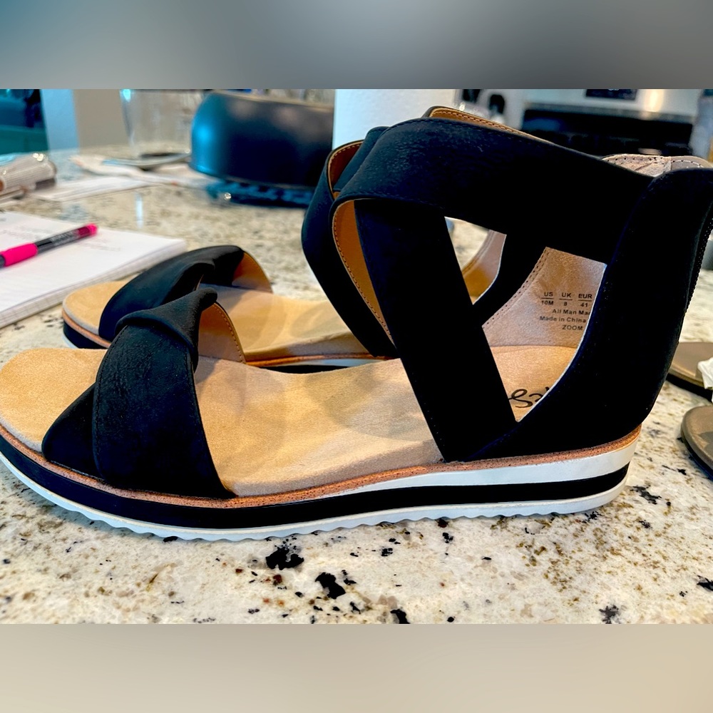 Women’s LifeStride sandals